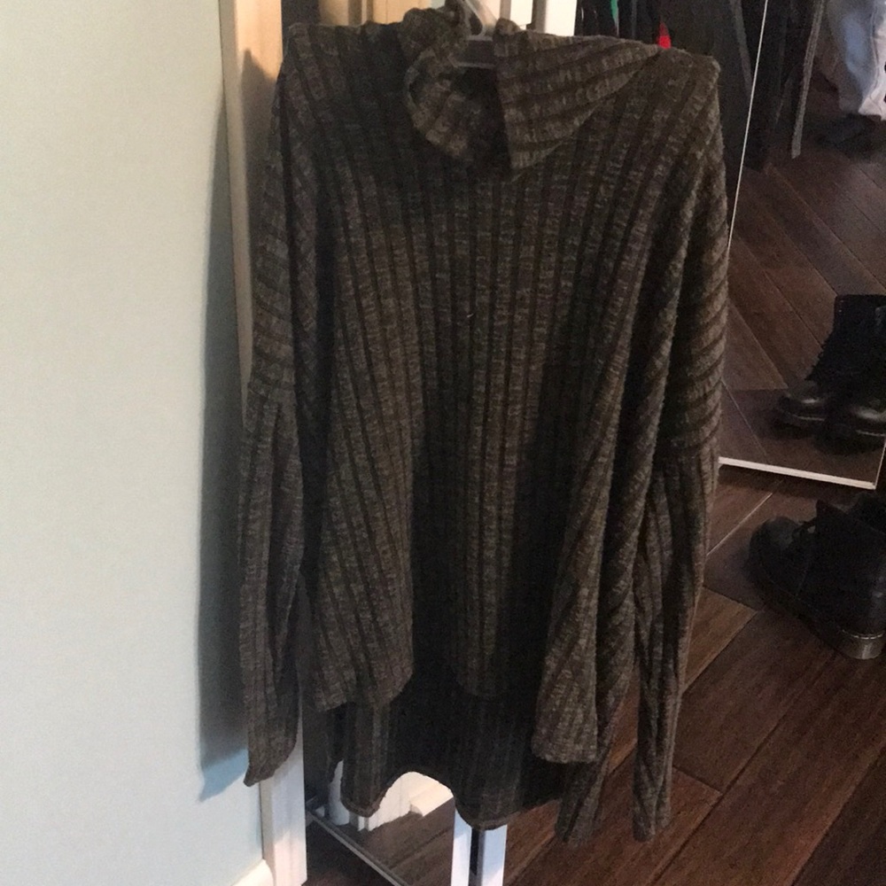 High low turtle neck